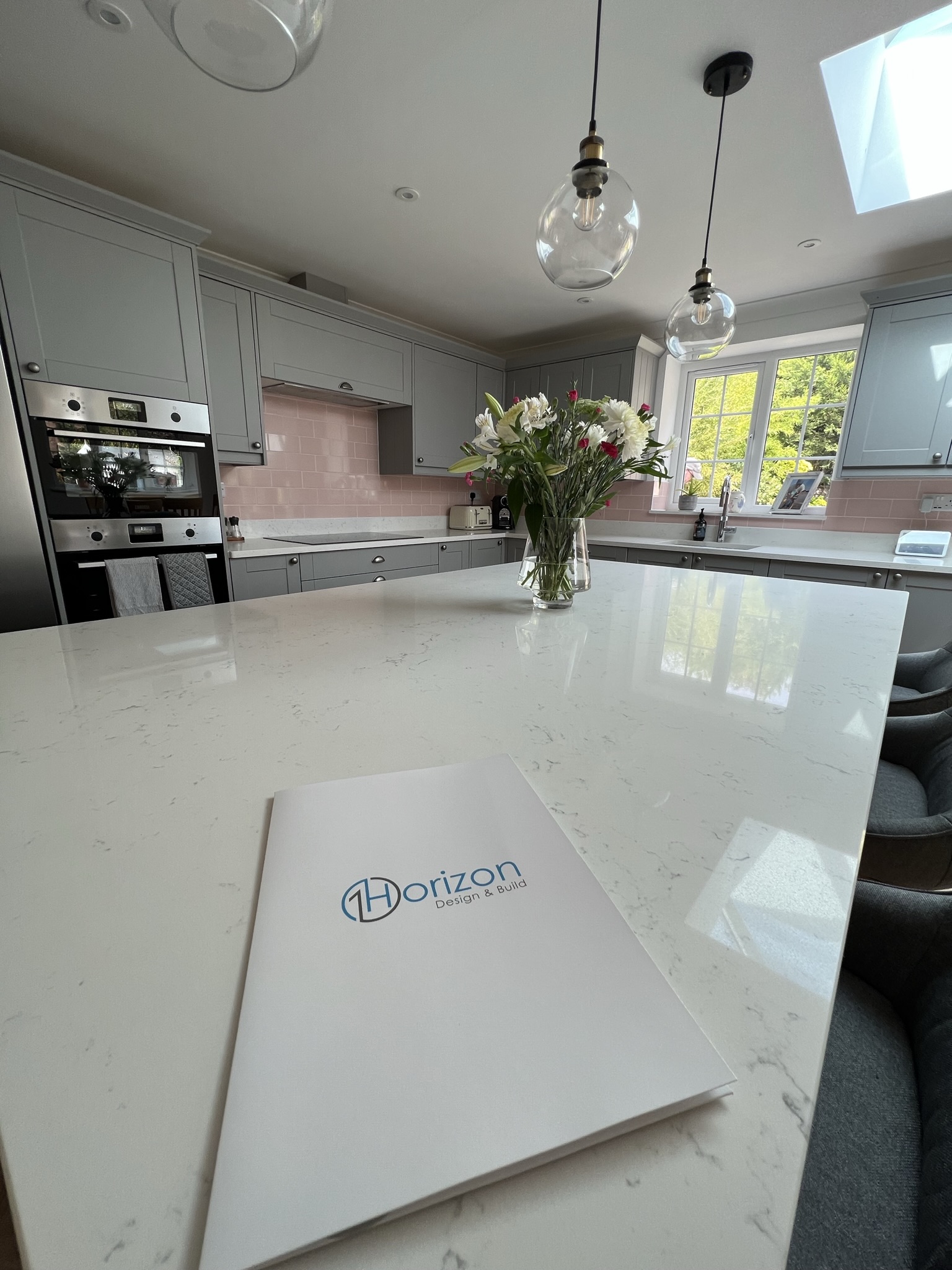 A view of the kitchen with a One horizon leaflet