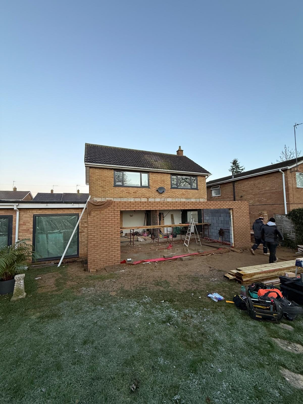 An ongoing picture of the rear extension being built