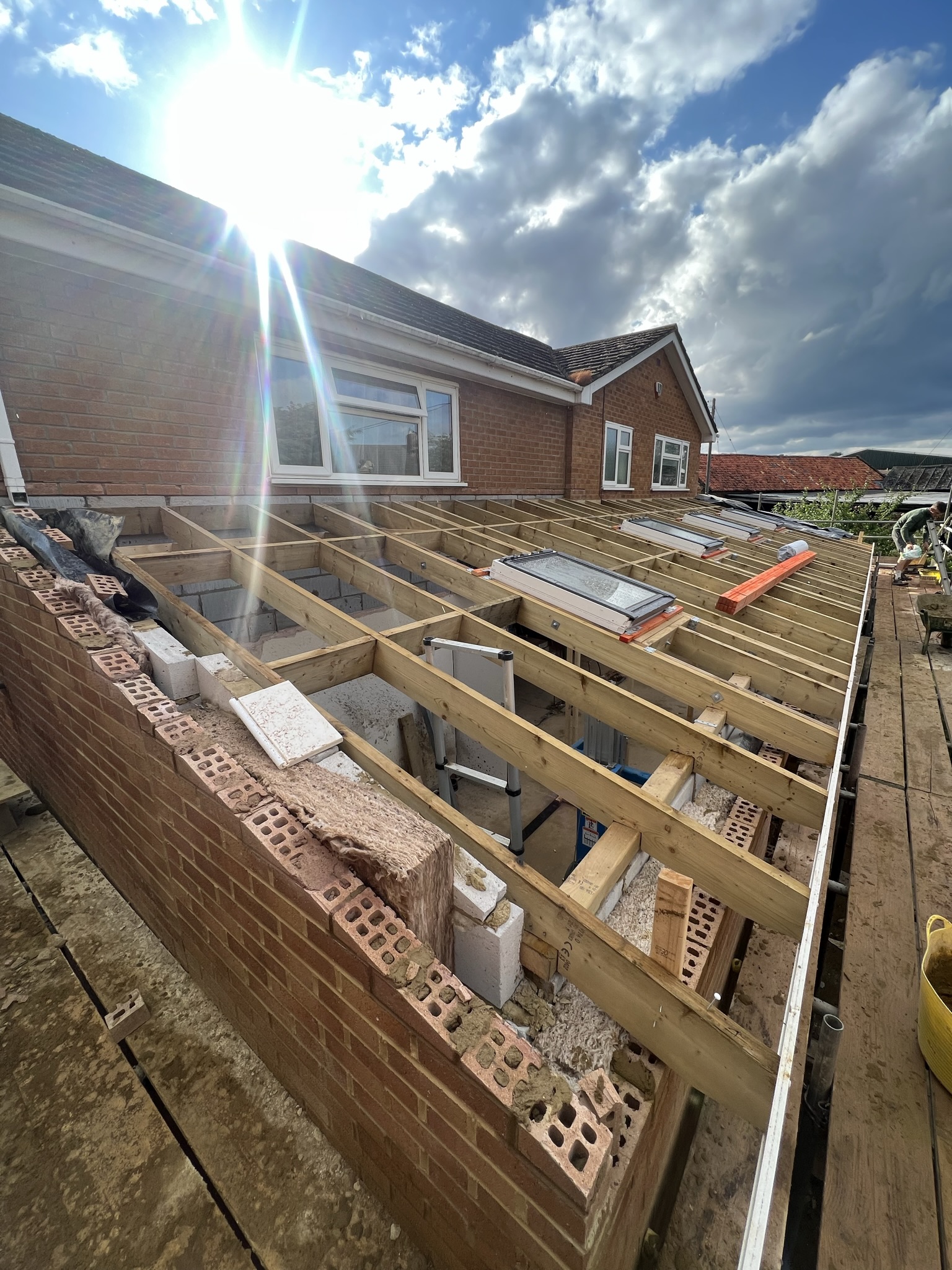 High angle of the rear extension